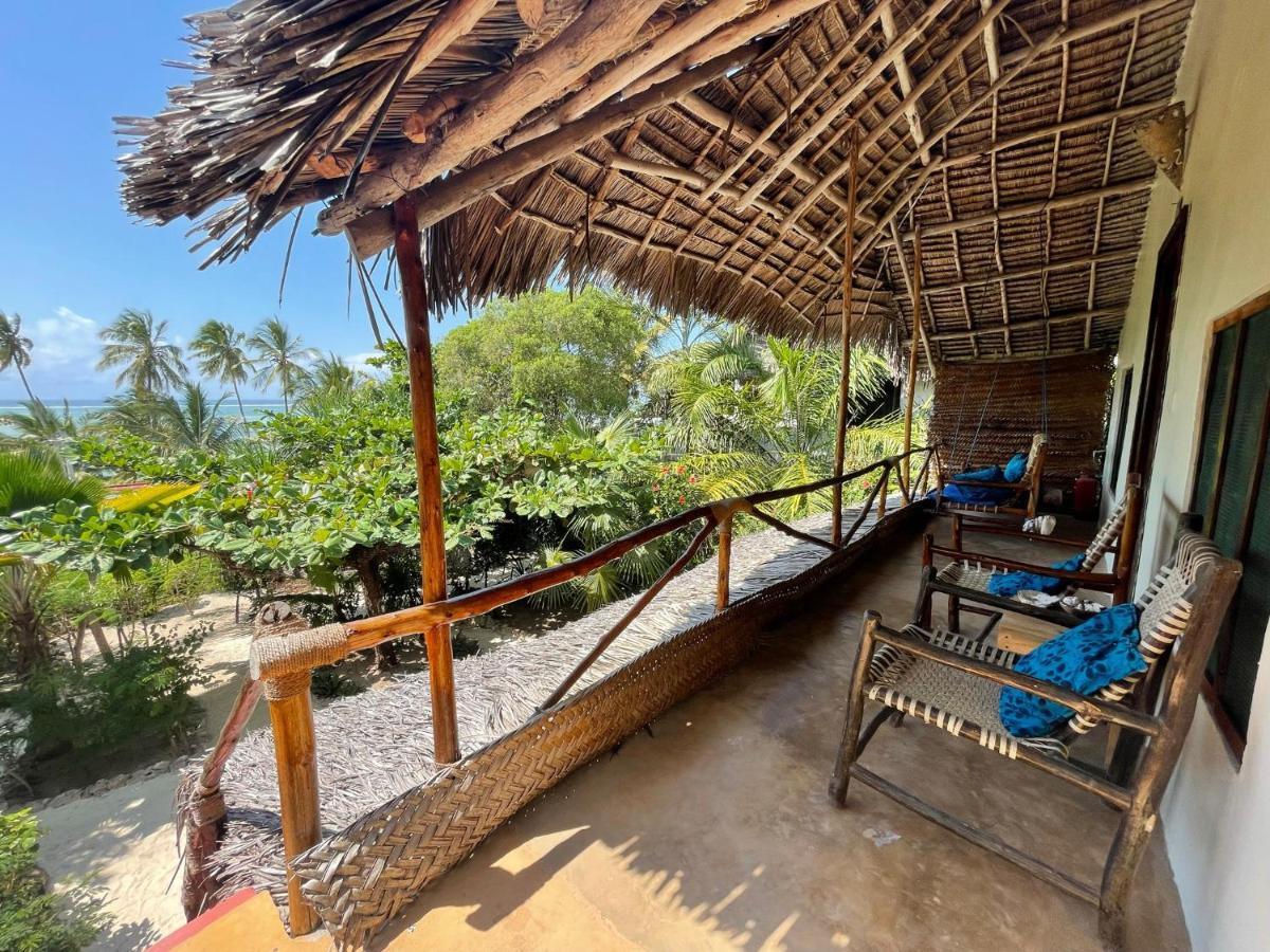 Bellevue Zanzibar Bed & Breakfast Bwejuu Exterior photo